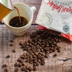 Jones Brothers Coffee The Big Shot Koffiebonen - 6 X 500 Gram -Beroemde Koffie Winkel 1200x1200 171