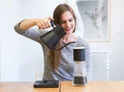 FELLOW - Stagg [XF] Set (Dripper + Carafe) - Handmatige Filterkoffie Set -Beroemde Koffie Winkel 1200x886 2