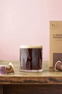 Biologisch Afbreekbare Koffiecups - Lungo Forte 180x - De Koffiejongens 7 Biologisch Afbreekbare Koffiecups - Lungo Forte 180x - De Koffiejongens -Beroemde Koffie Winkel 800x1200 13